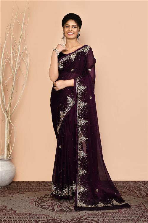 https://media.vinhemfashion.com/Images/FancytouchVol1VLS200XDR86LZN4/image/designer